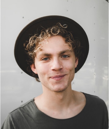 AWS 1 home interior design ourdesigners 4 17012022.jpg